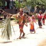 suku dayak wehea